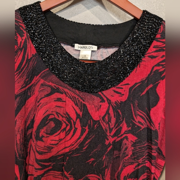 Women's holiday sequin top HAROLD'S size small - Picture 3 of 4